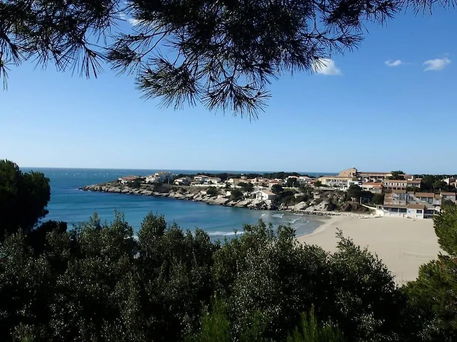 Petite Maison Bord Et Vue Mer, 55 M2 Martigues 0*,  France